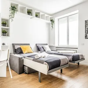 Appartamento Life House-yellow San Siro & Duomo, Milano