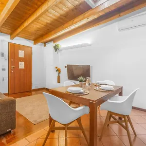 Appartamento Tar5 -20 Minutes From Duomo- Design-elegant, Milano